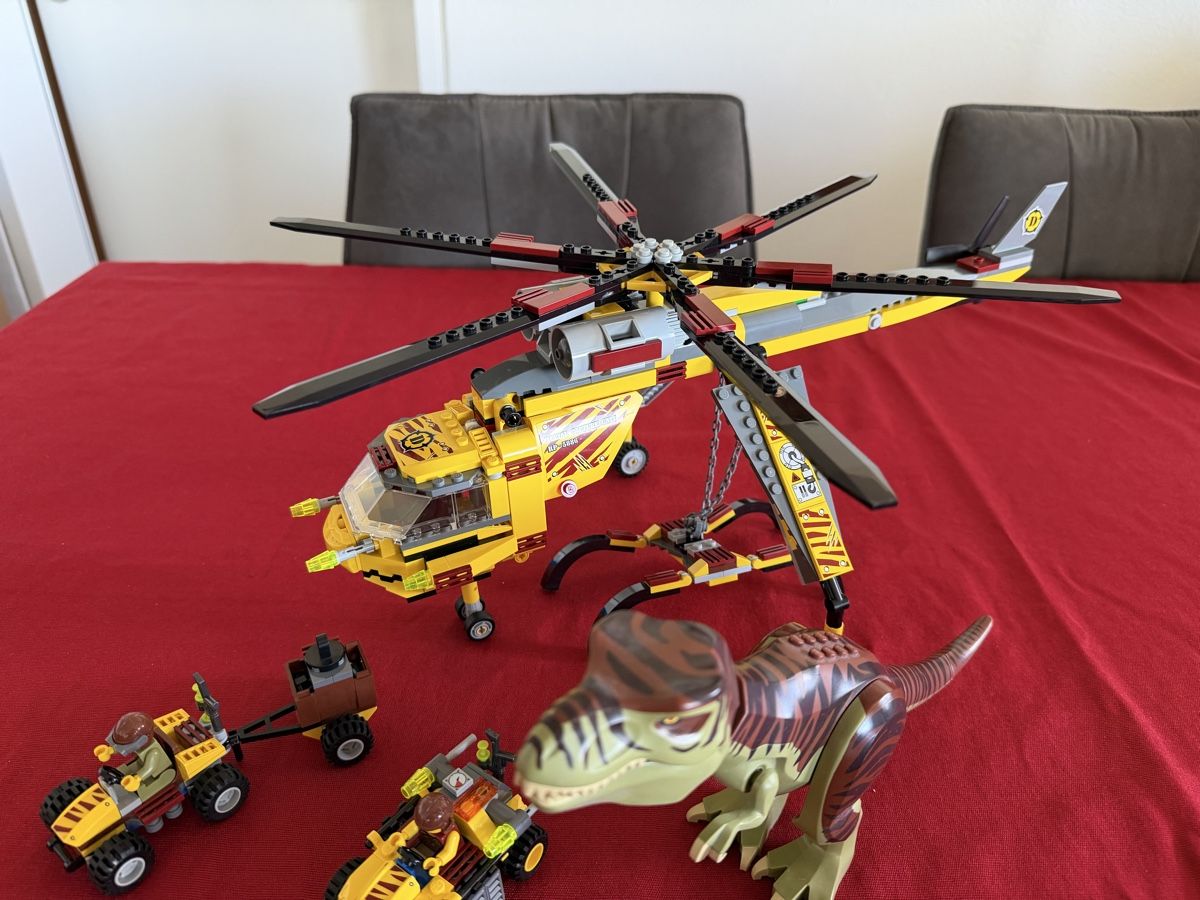Lego Baukästen: Lego Dino Set – Gebraucht aus Kloten von Mak10auto 2