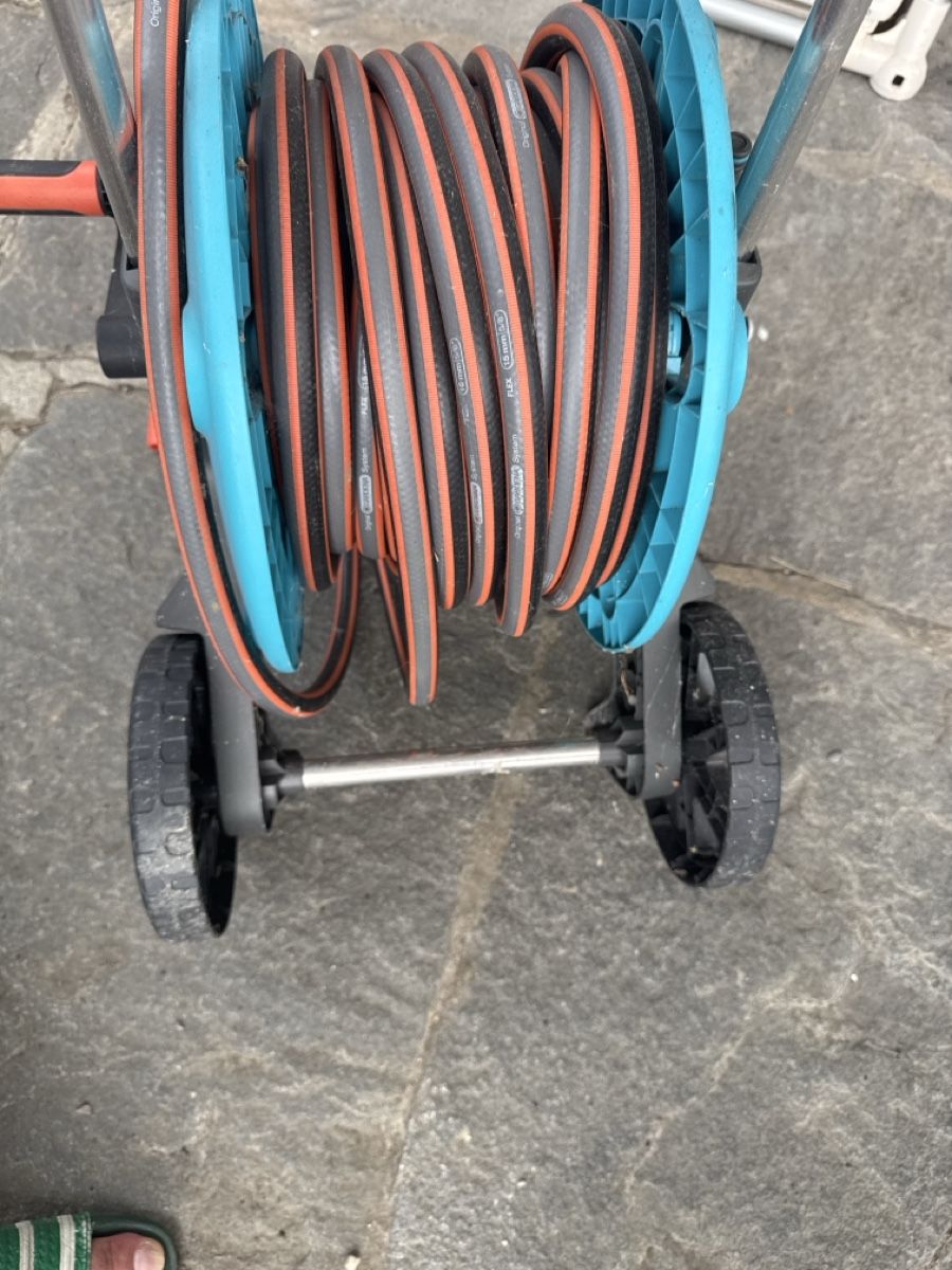 Tuyaux & tubes: Gartenschlauchwagen mit Schlauch – Neuf (Voir description) à Herisau par Brockinet 4