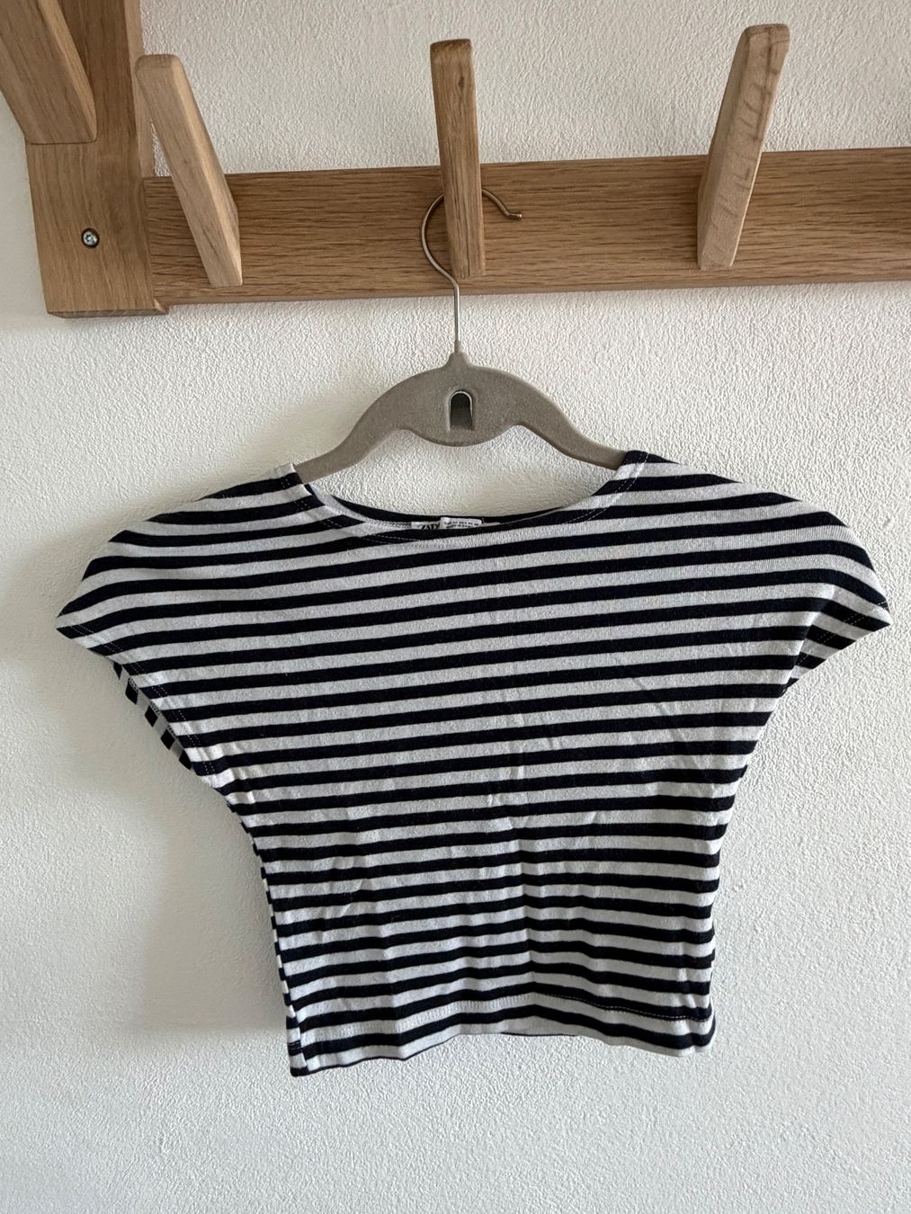 Zara T-shirts: Sold out!!! – D'occasion à Winterthur par 200_g8ht