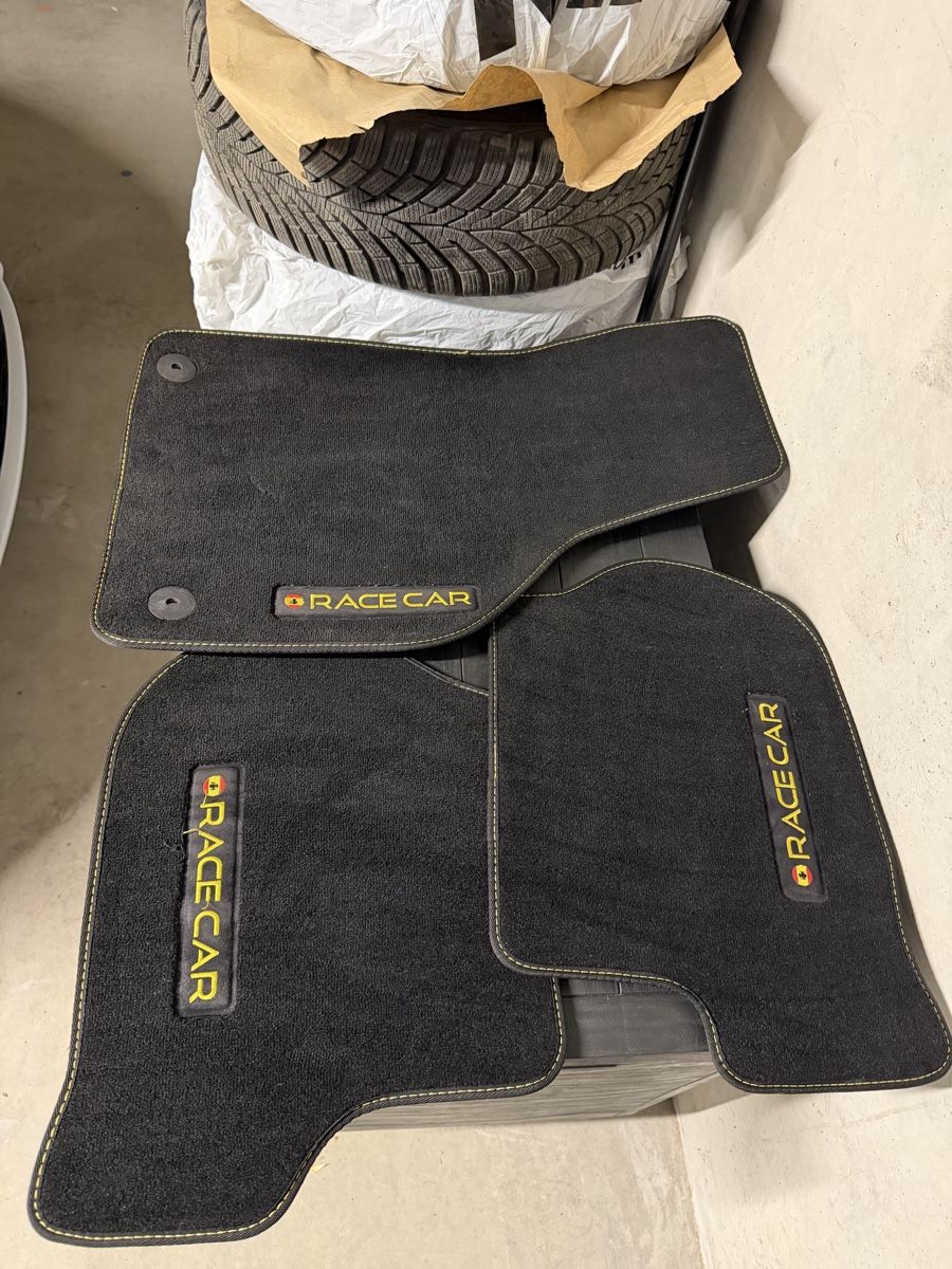 Seat Tappeti & Tappetini: Tapis Leon Cupra R – Usato da Payerne venduto da gen_c68w 1