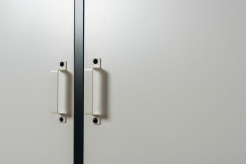 Schränke & Regale: Aktenschrank Spind ODESSA dunkelgrau-wei – Neu und originalverpackt aus Herbertingen von jet-line-e-trade 5