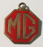 BB364 - Schlüsselbund / Original Anhänger 1950er MG Logo