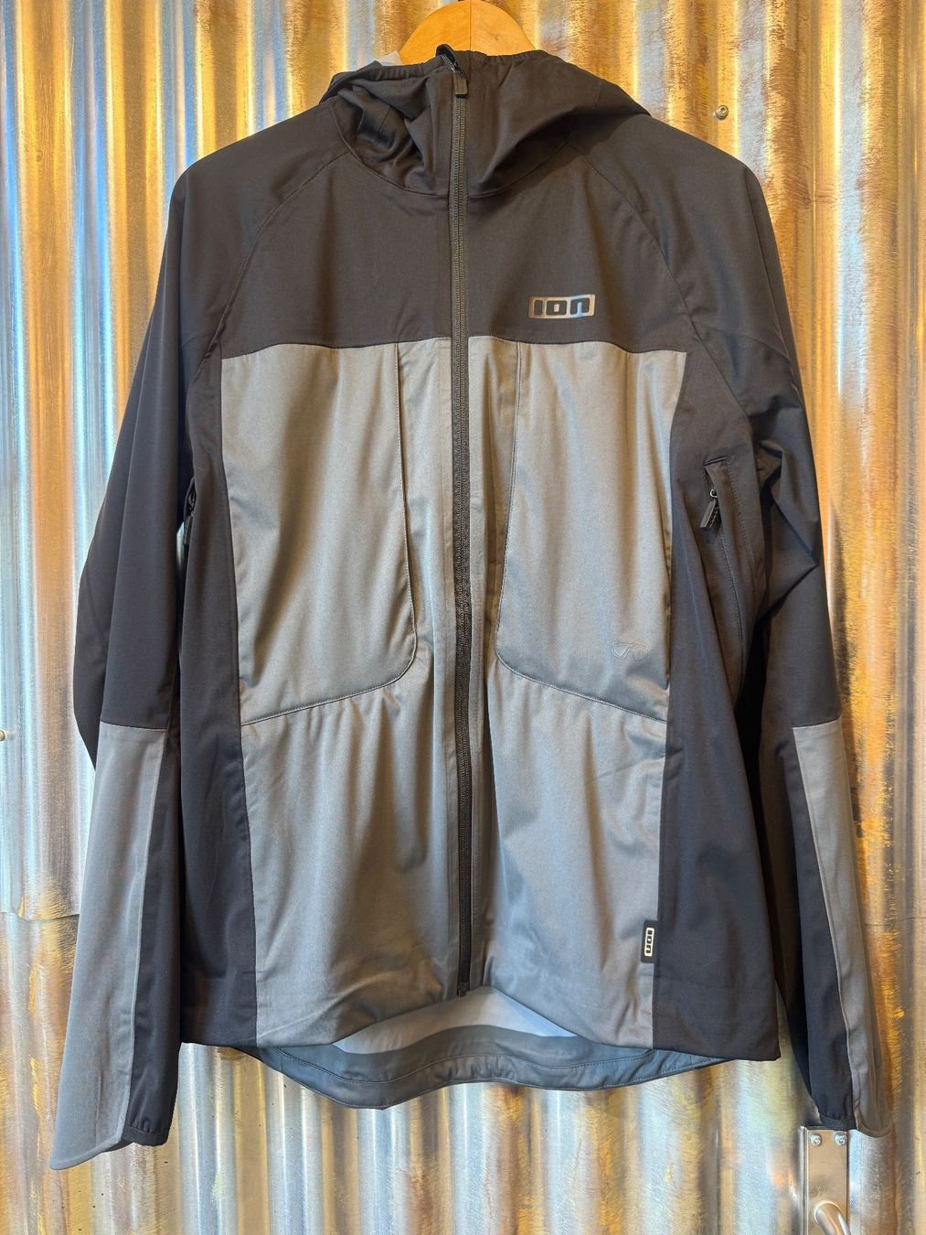 ION Jacken: Ion Regenjacke Gr. M NEU – Neu und originalverpackt aus Hochdorf von TreeLeeHochdorf