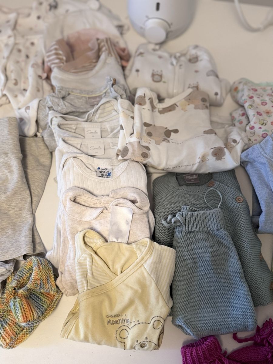 Ensembles coordonnés: Kleiderpaket newborn, Grösse 50 – D'occasion à Münchenstein par mimi93 2