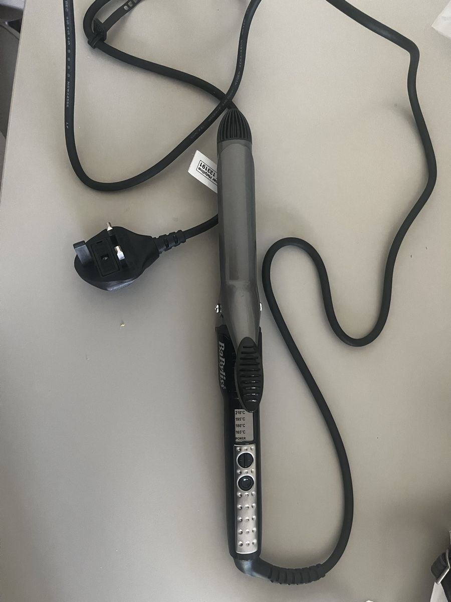 BaByliss Piastre & Arricciacapelli: Hair curler with type G plug – Nuovo (secondo la descrizione) da Zürich venduto da sar_56vx