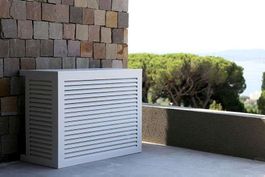 Schutzgehäuse Aluminium lackiert 900X450-600X680 mm