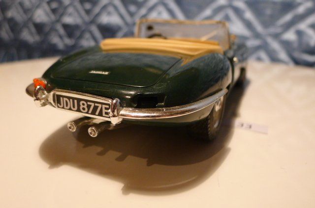 Jaguar Modellautos: Modellauto Jaguar E-Type Cabrio dunkelgrün gebraucht – Defekt aus Steffisburg von Gswiss 4