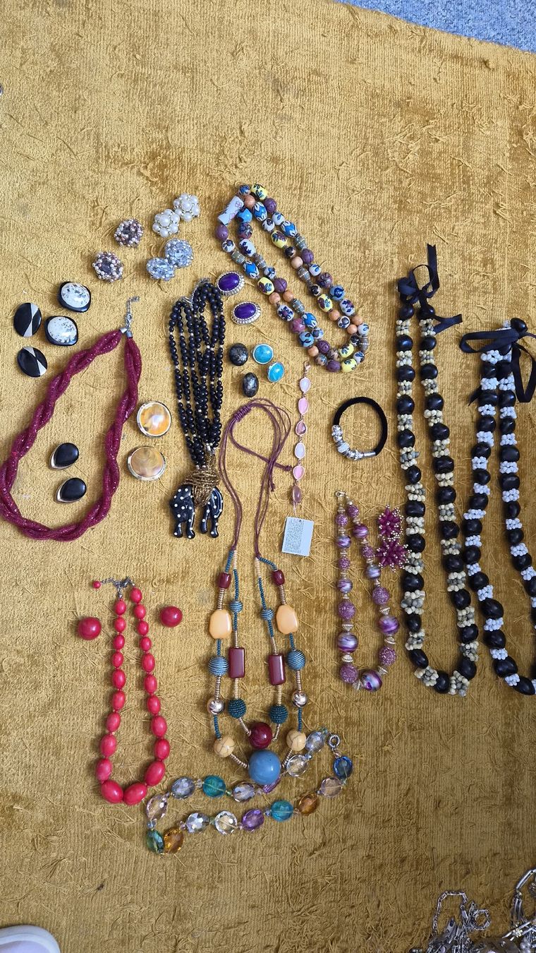Altri gioielli: SchmuckLot Vintage  – Usato da Kölliken venduto da Upcycling-by-Mc-TAM