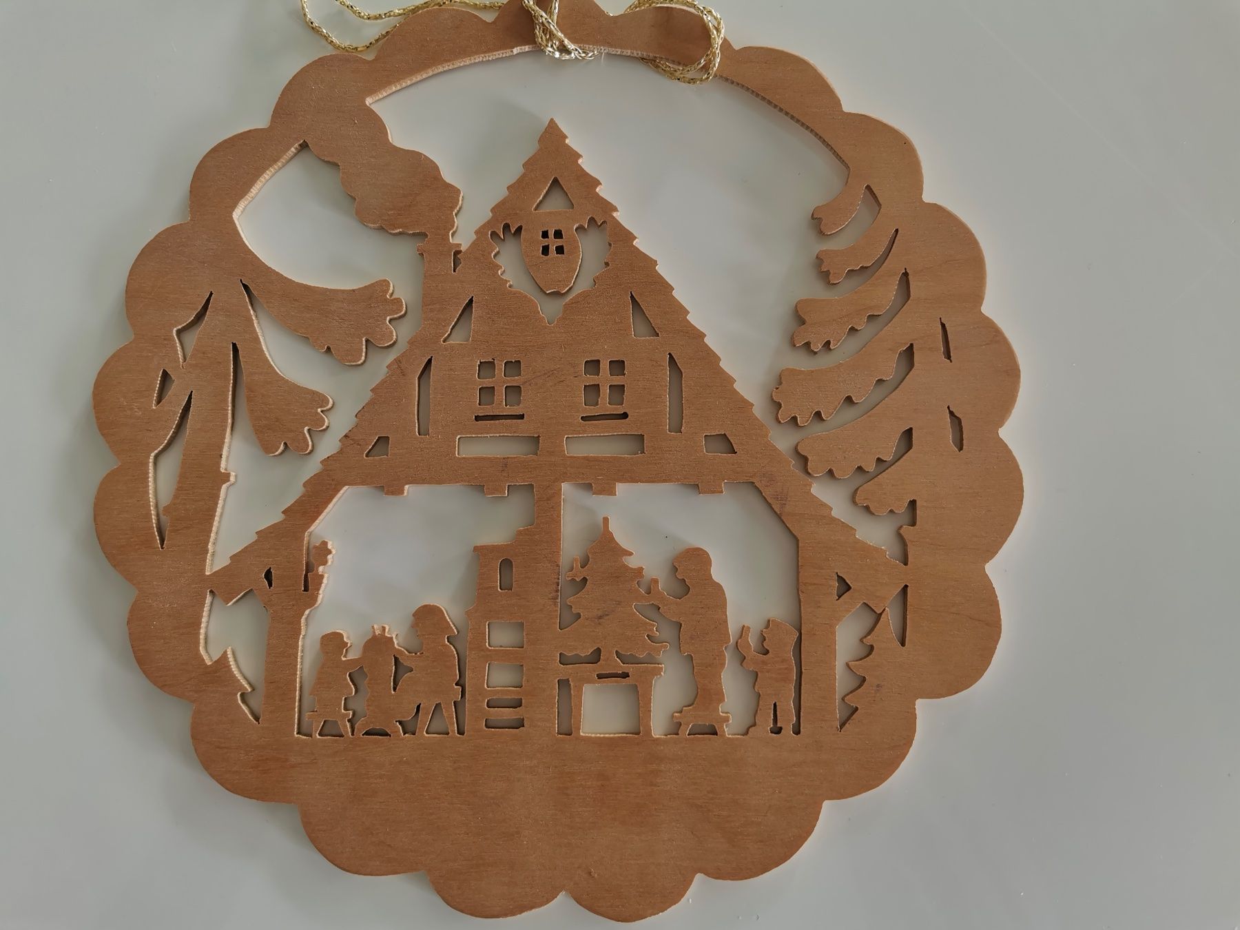 Tutte le decorazioni: Holzdeko zum Aufhängen – Usato da Richterswil venduto da Milan777 4