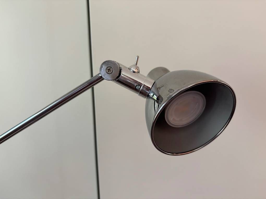 Ikea Lampade: Stehlampe Ikea Antifoni silber-glänzend – Usato da Zürich venduto da rem_8v6m 1