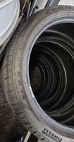225/40 r18