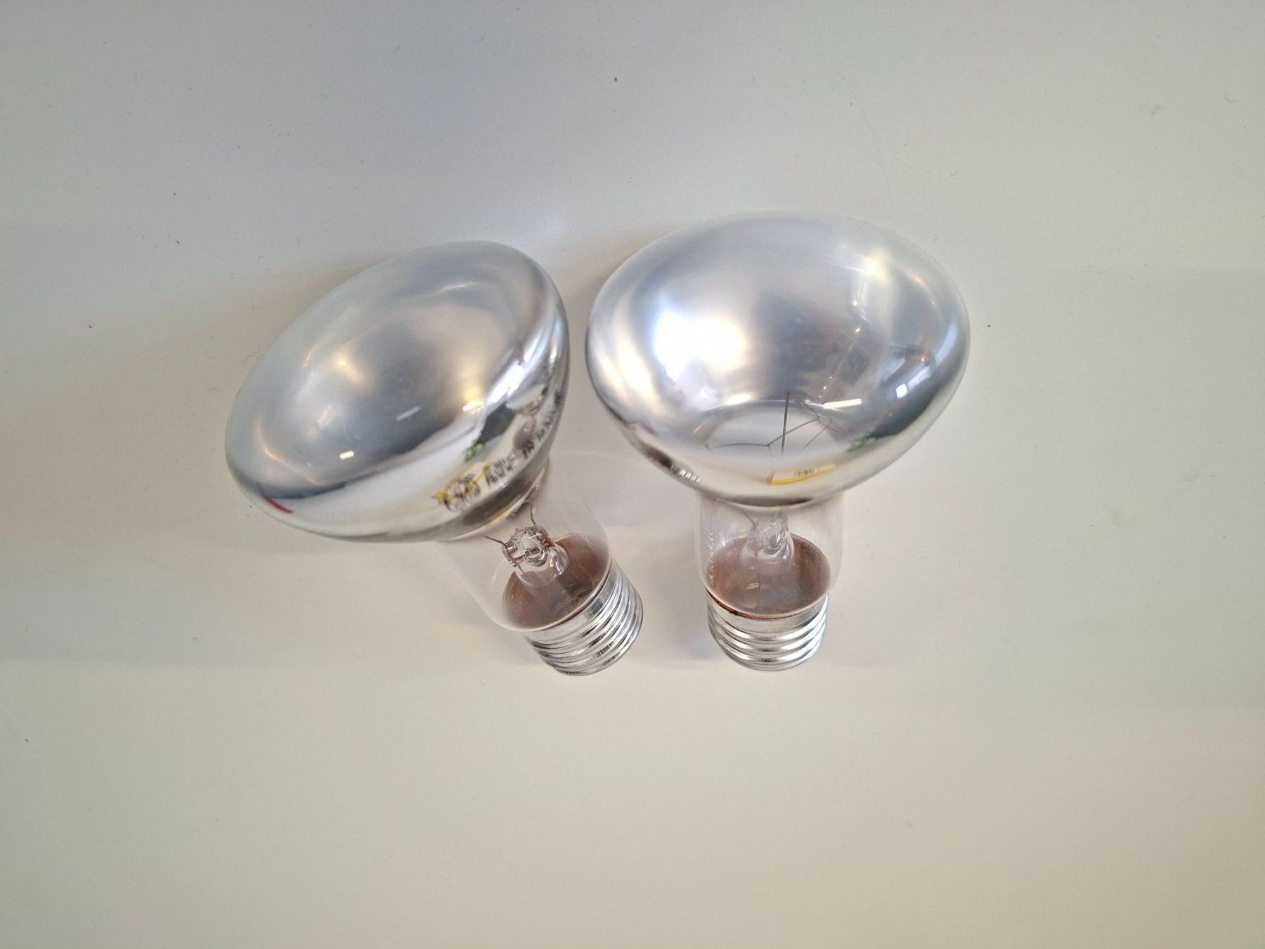 General Electric Lampade: 2er Pack General Electric Spot R63 Reflektor-Glühlampen – Usato da Wettingen venduto da Wendemarket 2