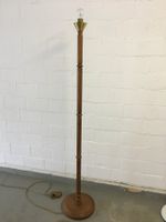 Antike Stehlampe aus Eiche