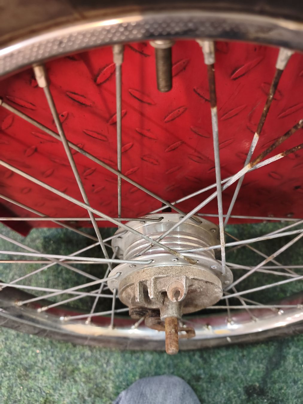 Puch Parti ricambio per ciclomotori: Original Puch Maxi Vorderrad  – Usato da Münchwilen TG venduto da Denso33 1