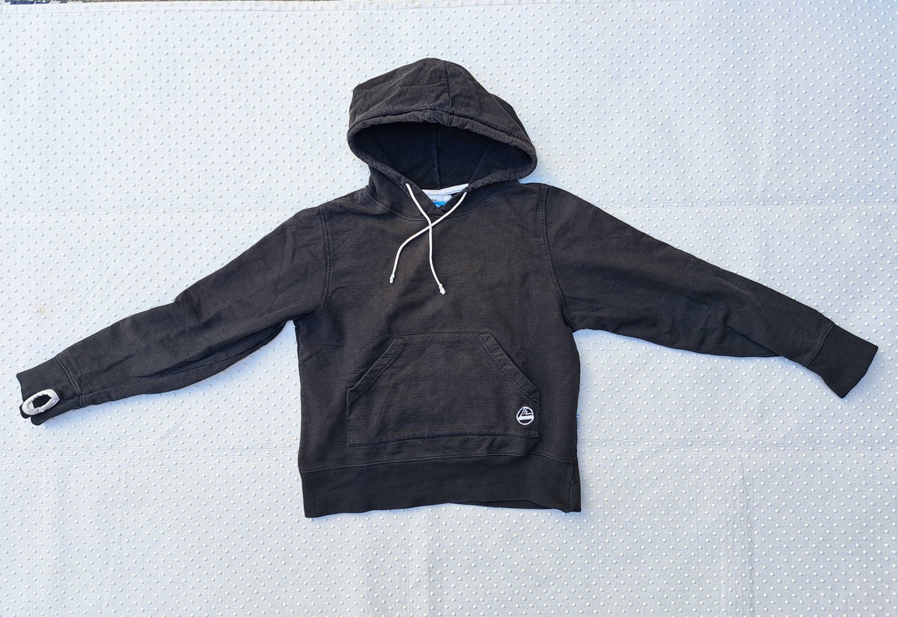Maglioni & Felpe: Schwarzer Kapuzenpullover / Hoodie - XS – Usato da Gysenstein venduto da joshuas81