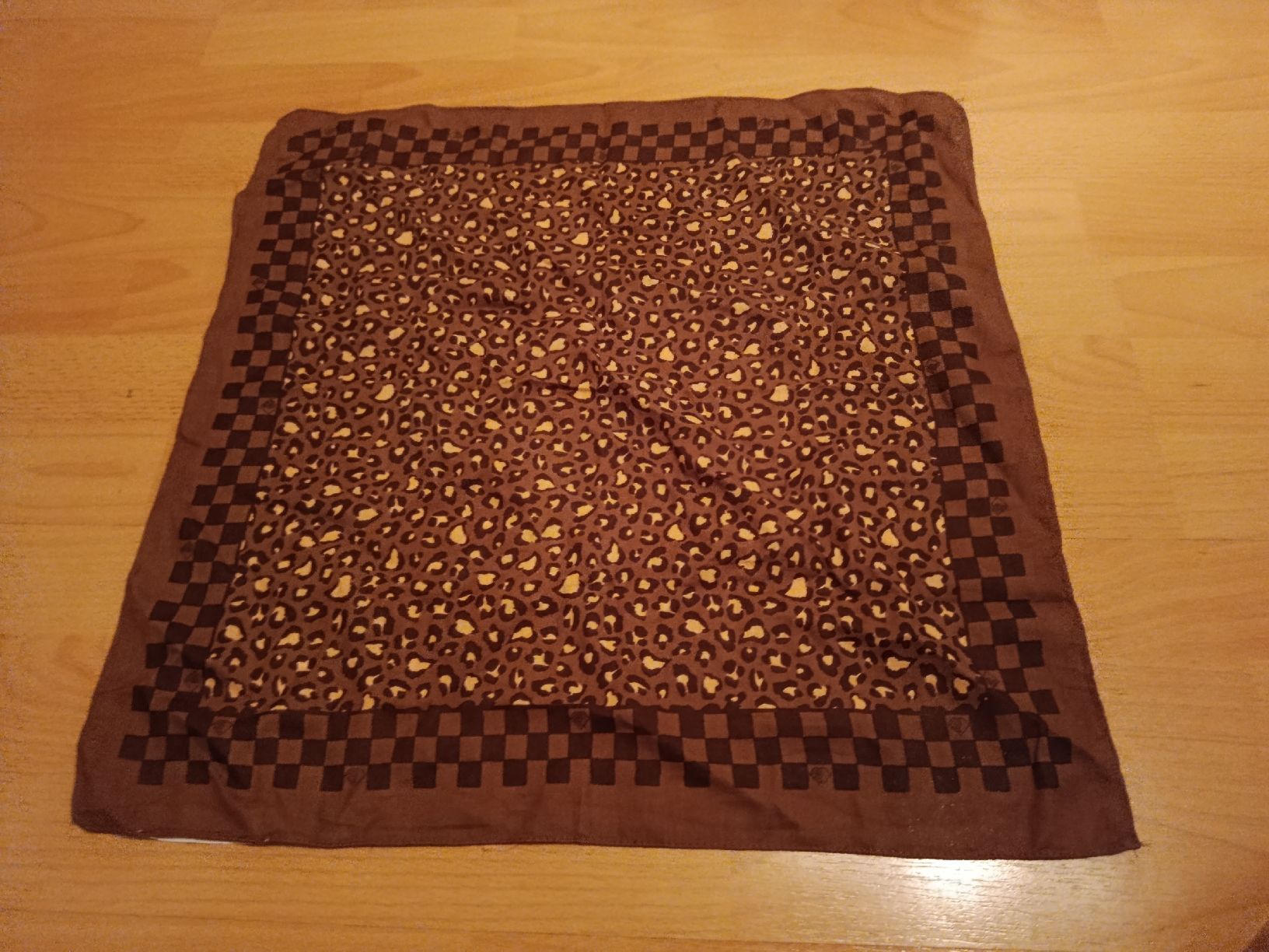 Promod Foulards, Tücher & Schals: Foulard brun léopard  – Neu (gemäss Beschreibung) aus Moutier von Etoilesupersonic
