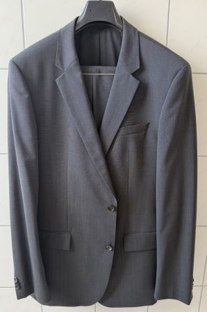 Anzug Hugo Boss 110 / 46L Hellgrau