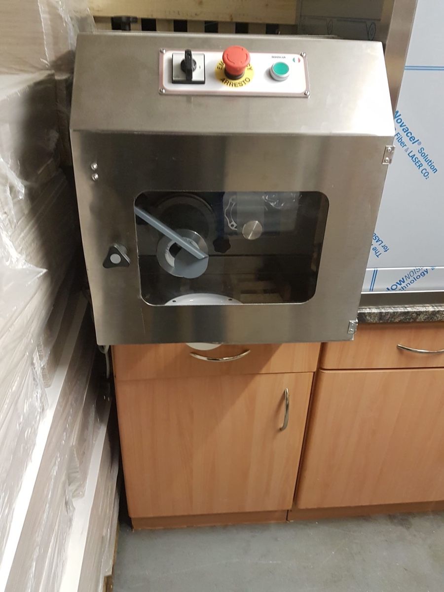 Ggm Gastro Elettrodomestici da cucina: Teigmaschine für Profis – Nuovo (secondo la descrizione) da Lengnau BE venduto da b.bulduk 1