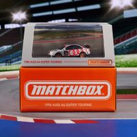 Matchbox Collectors 1996 Audi A4 Super Touring im Acrylcase