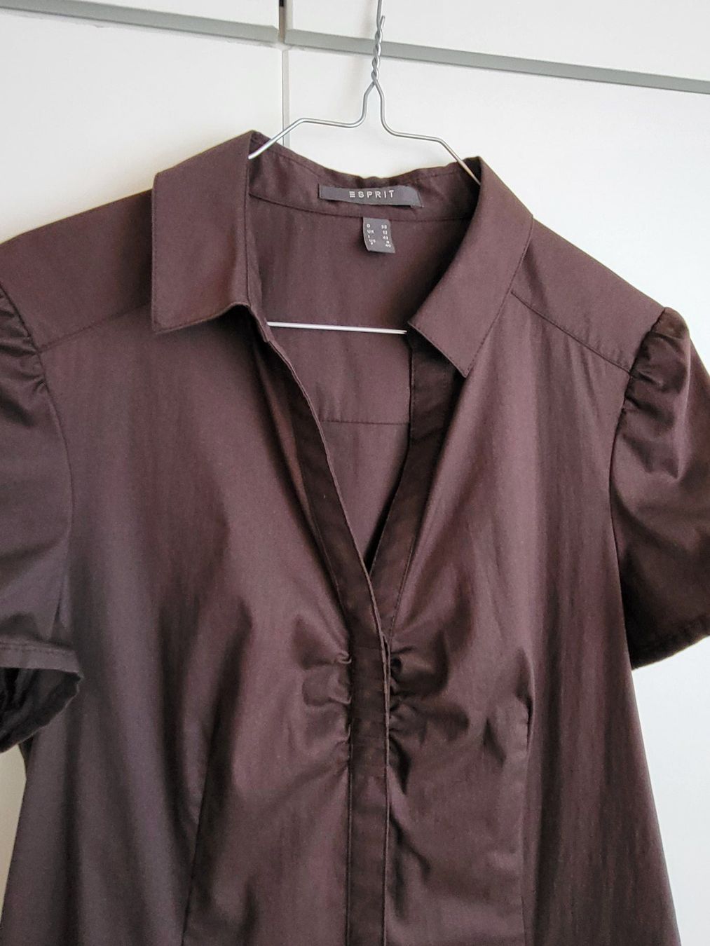 Esprit Camicette: Esprit Sommer Bluse, Gr. 38 - Braun, Kurzarm – Usato da Baar venduto da clar6 2