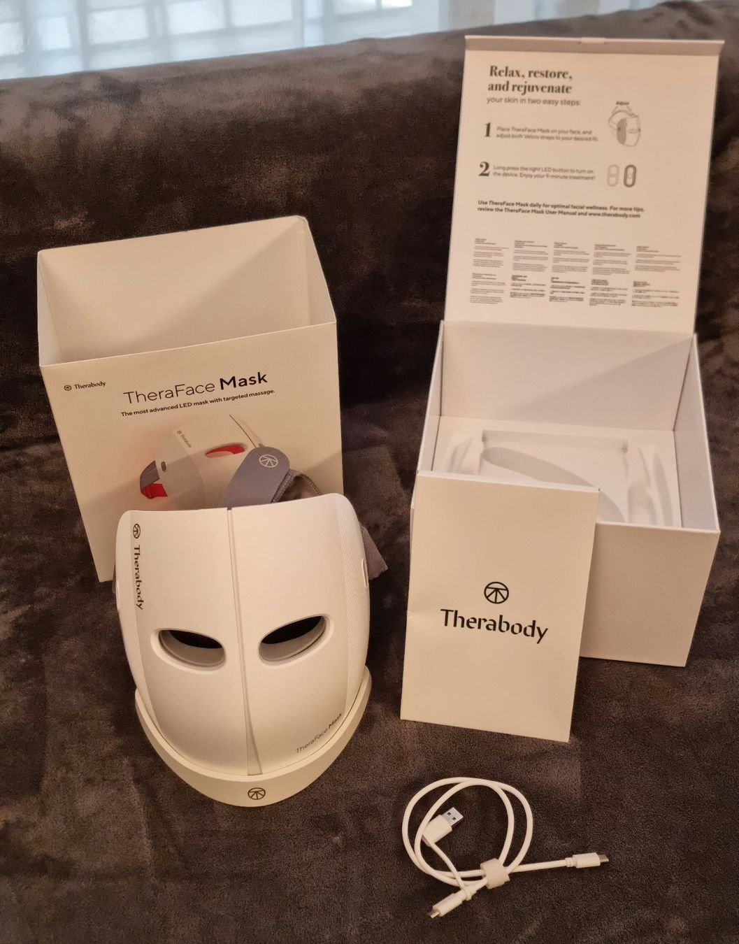 Therabody Massagegeräte: Therabody Theraface Mask – Gebraucht aus Zürich von m1klos