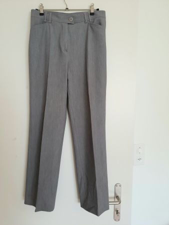 Hose fein elegant grau Grösse XS