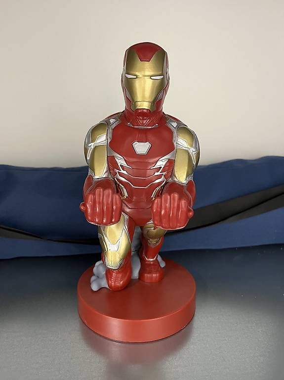 Staffe: Iron Man Handyhalter – Usato da Niederhasli venduto da Scharindli