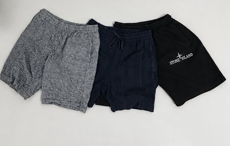 3 Paar kurze Hosen Grösse S-M