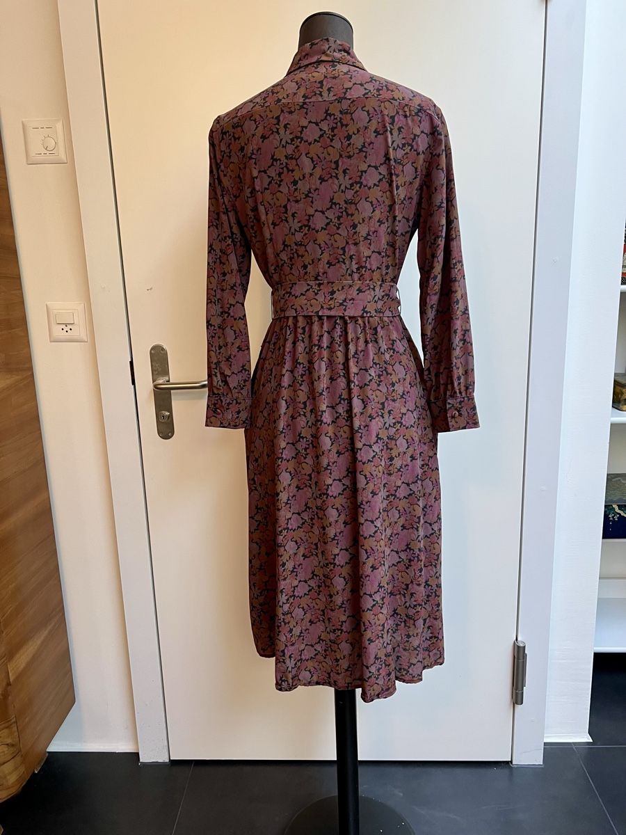Robes: MaxMara Seidenkleid 34 – D'occasion à Wabern par La-Vitrine 4