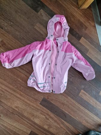 Gefütterte-Regenjacke Grösse 116