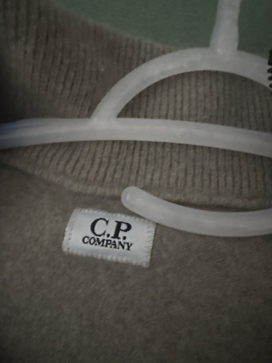 CP Company Maglioni & Felpe: CP Company Pullover – Usato da Zürich venduto da Jeffrey1oo 1