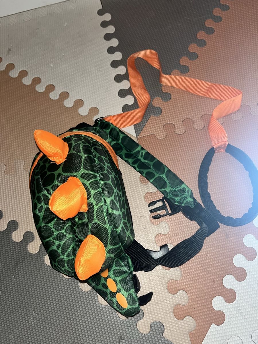 Zaini: Cutest toddler dinosaur backpack with safety handle – Nuovo (secondo la descrizione) da Genève venduto da dmt_y25y 1