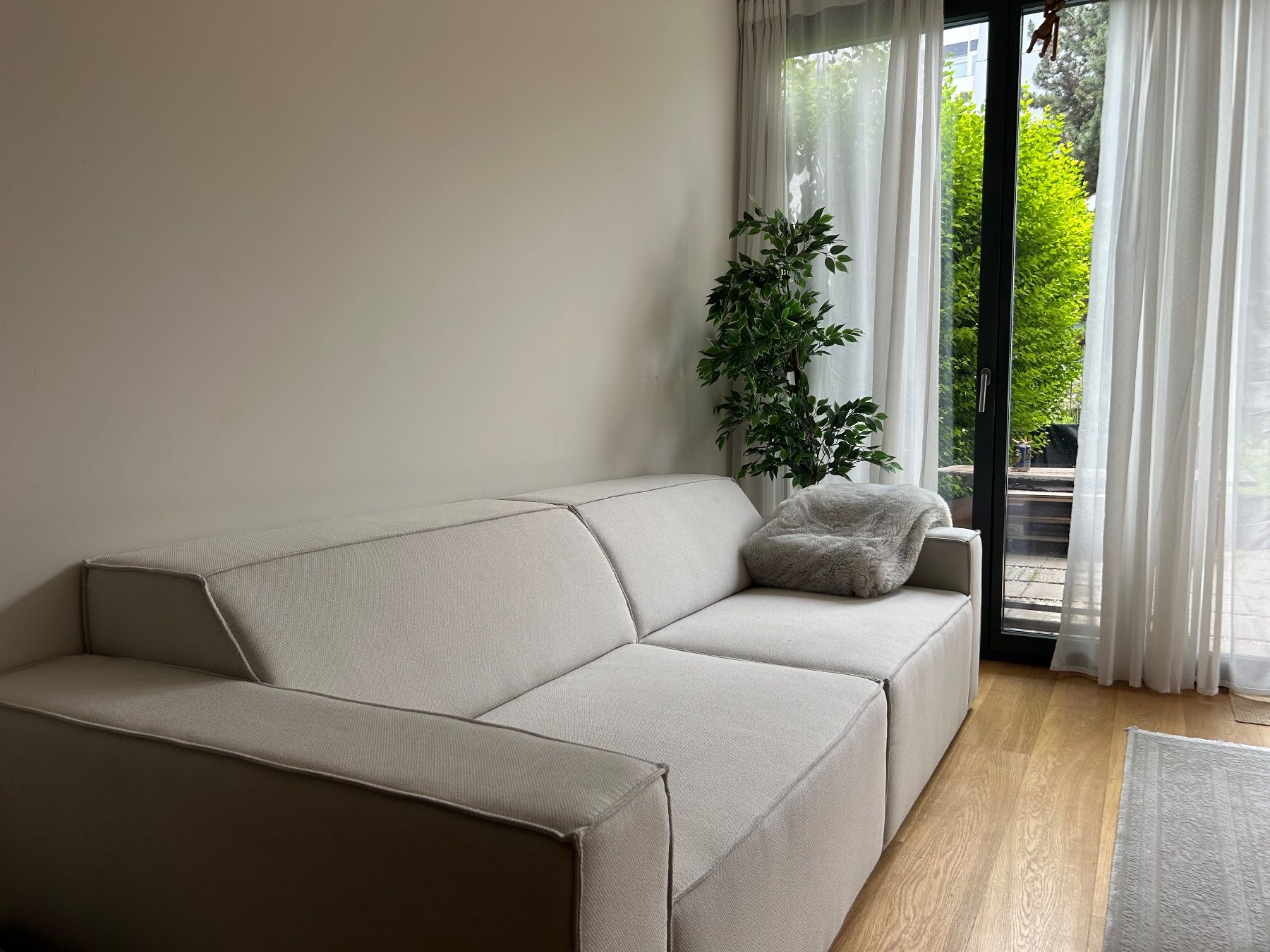 Sofas: Micadoni Jodie 4-Seater Couch – Neu (gemäss Beschreibung) aus Zürich von wil_b2zc 2