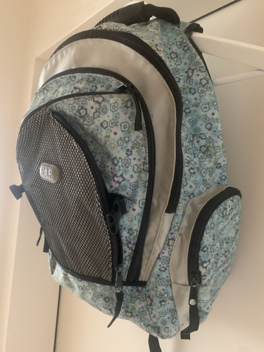 Borse & Zaini: GAP Rucksack mit Blumenuster – Usato da Greifensee venduto da GMS_CH 1