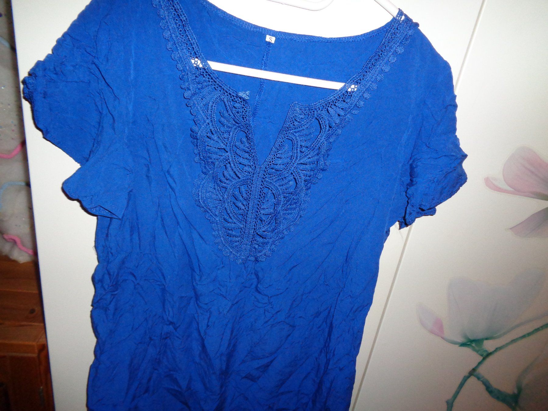 Blusen: *** Bluse *** / mit blauer Spitze – Gebraucht aus Othmarsingen von Leuchtturmlady 1