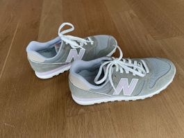 New Balance 373 /  37.5