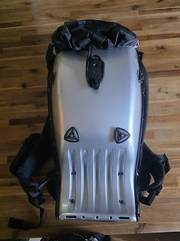 Zaini: Boblbee Motorradrucksack Hartschale – Usato da Ehrendingen venduto da viviane.h