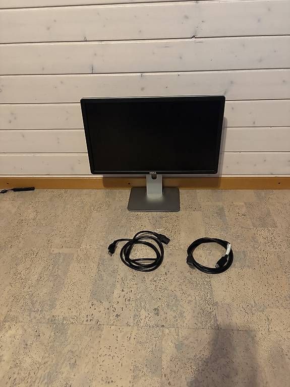 Monitor: Dell Bildschirm  – Usato da Oberthal venduto da gil_pqt5