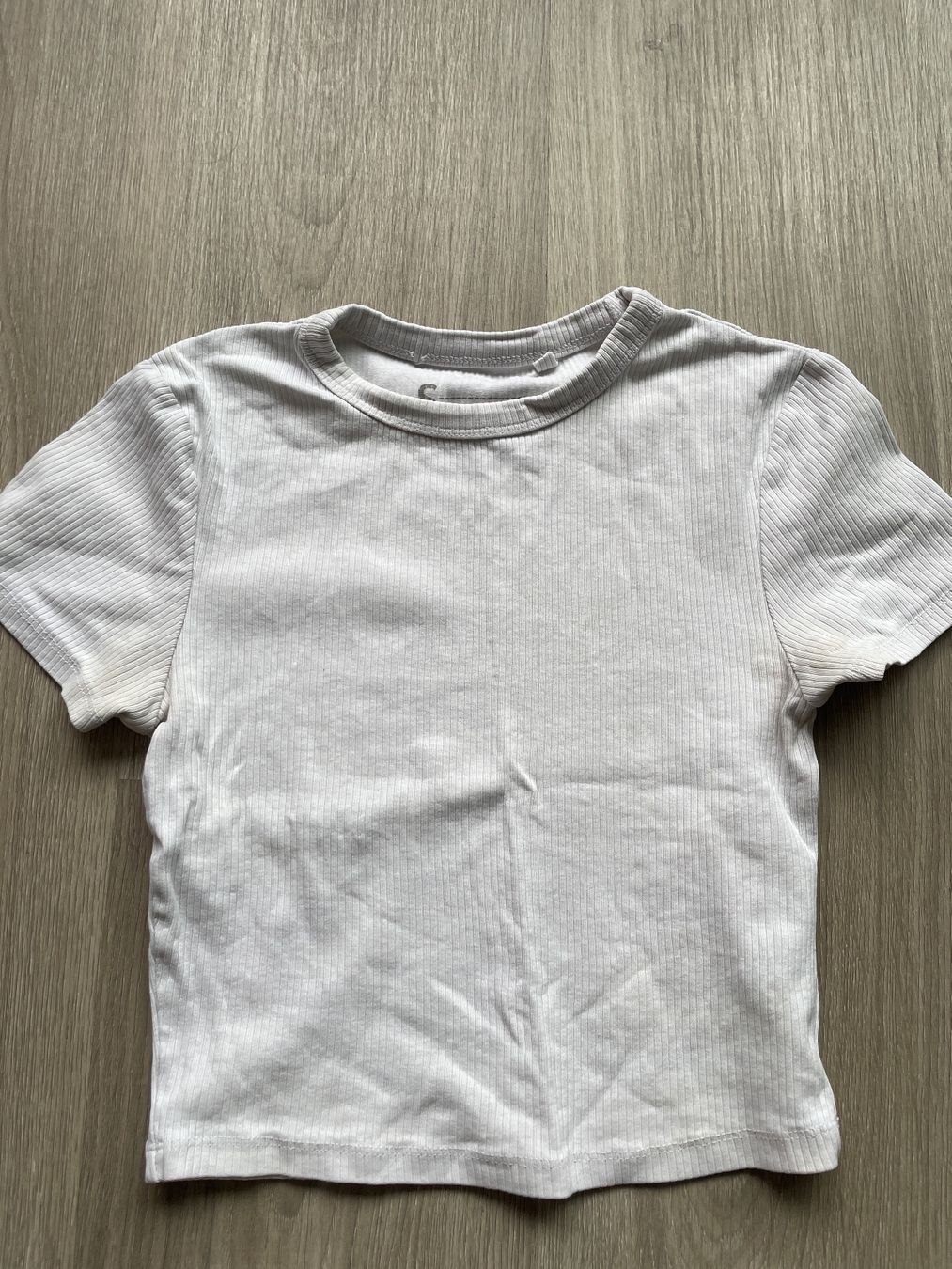 T-shirt: 2x Sommer T-Shirts weiss Gr. S – Usato da Biel/Bienne venduto da Bolagol9 2