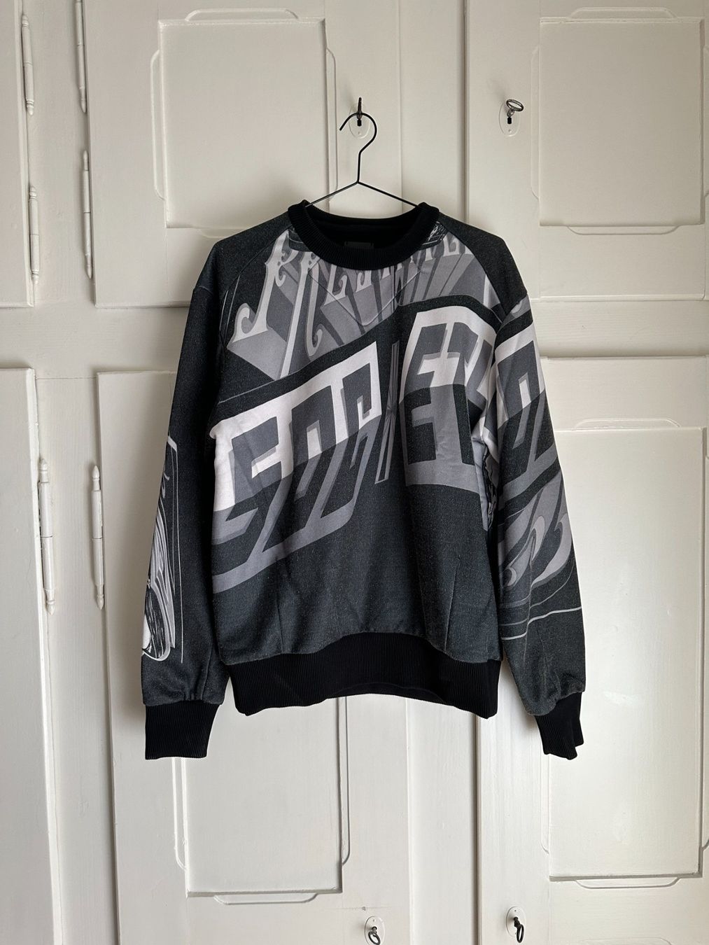 Pullover & Sweatshirts: JUUN.J - Sweatshirt grau gemustert 48 – Gebraucht aus Zürich von Diazaio