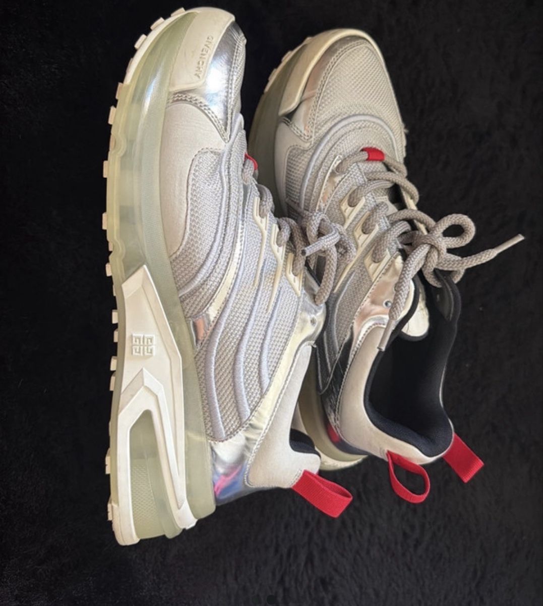 Givenchy Scarpe da donna: Baskets Givenchy – Nuovo (secondo la descrizione) da Genève venduto da bou_2t2s