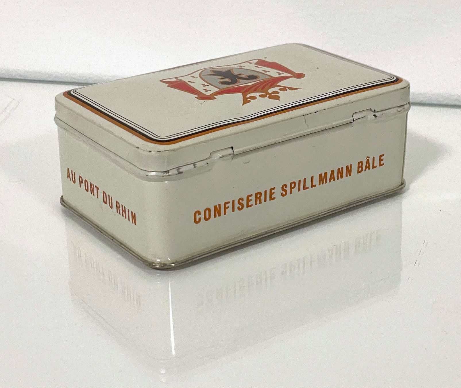 Behälter & Ähnliches: Guezli-Box Confiserie Spillmann – Gebraucht aus Uster von Hotzli 2
