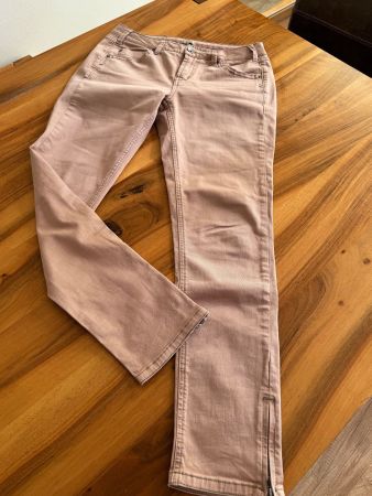 Leichte Jeans NILE altrosa Reissverschluss unten Gr. S