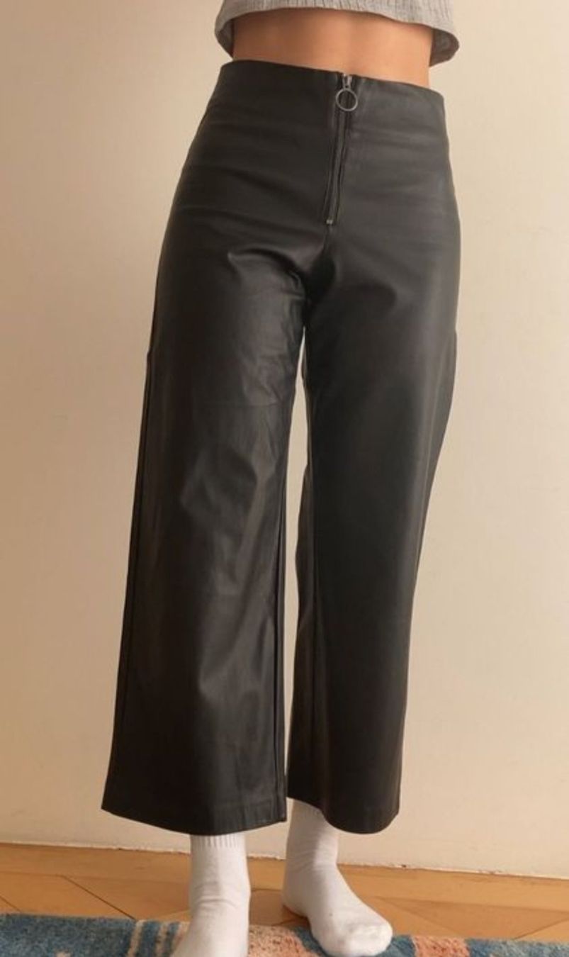 Vila Pantaloni: Vila Lederhose schwarz 38 – Usato da Bern venduto da verateinilae