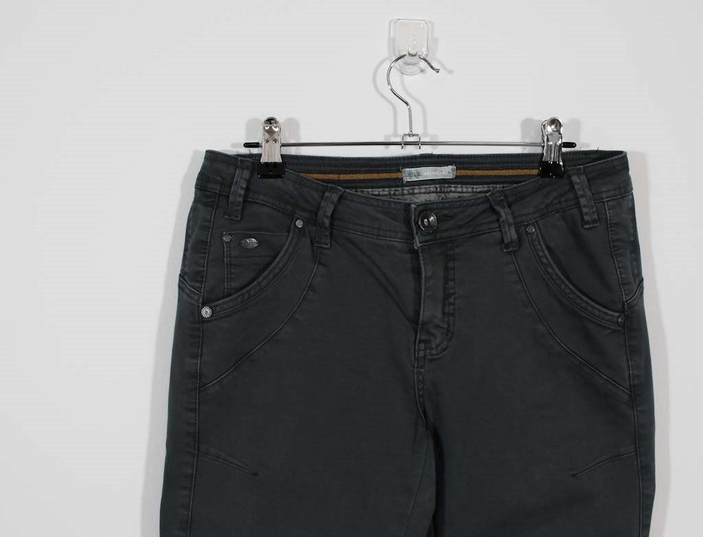 Nile Jeans: NILE Jeans Gr. S+ – Usato da Belp venduto da caramel-secondhand 1