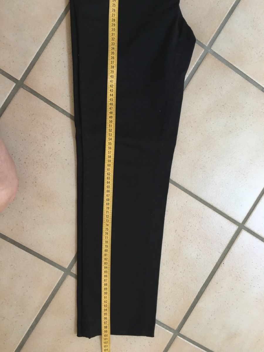 Calvin Klein Hosen: Pantalon noir Calvin Klein, Taille 30/32 – Gebraucht aus Promasens von a2009 4
