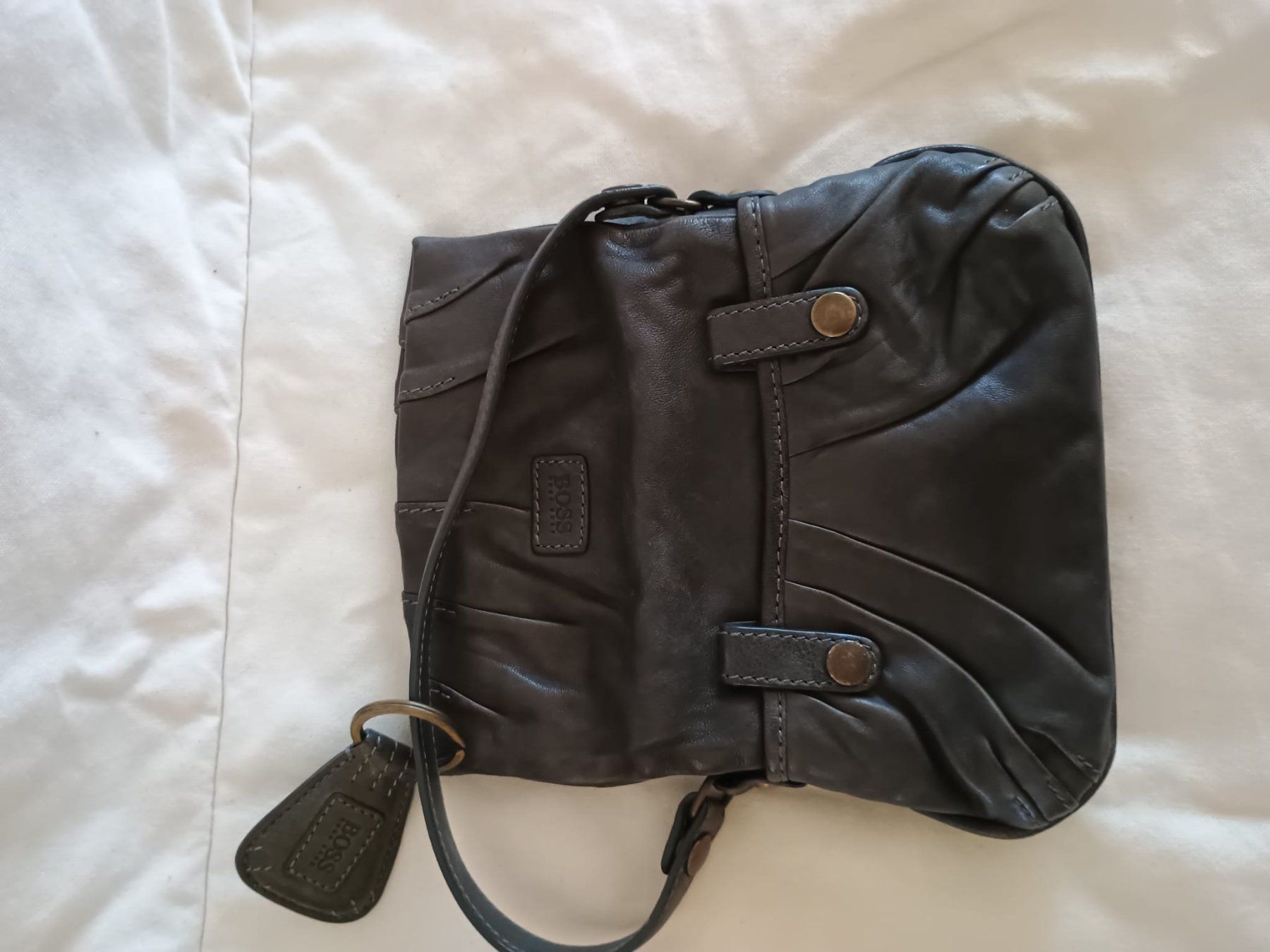 Sacs femmes: Hugo Boss Mini Handtasche – D'occasion à Zürich par Averandomage 3