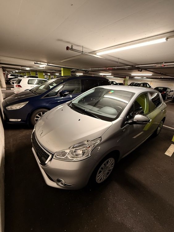 Peugeot Automobili: Peugeot 208 1.2 , Silber, JG 2014, 86'943 Km, Frisch ab MFK! – Usato da Bern venduto da Mirko_Michaelis_
