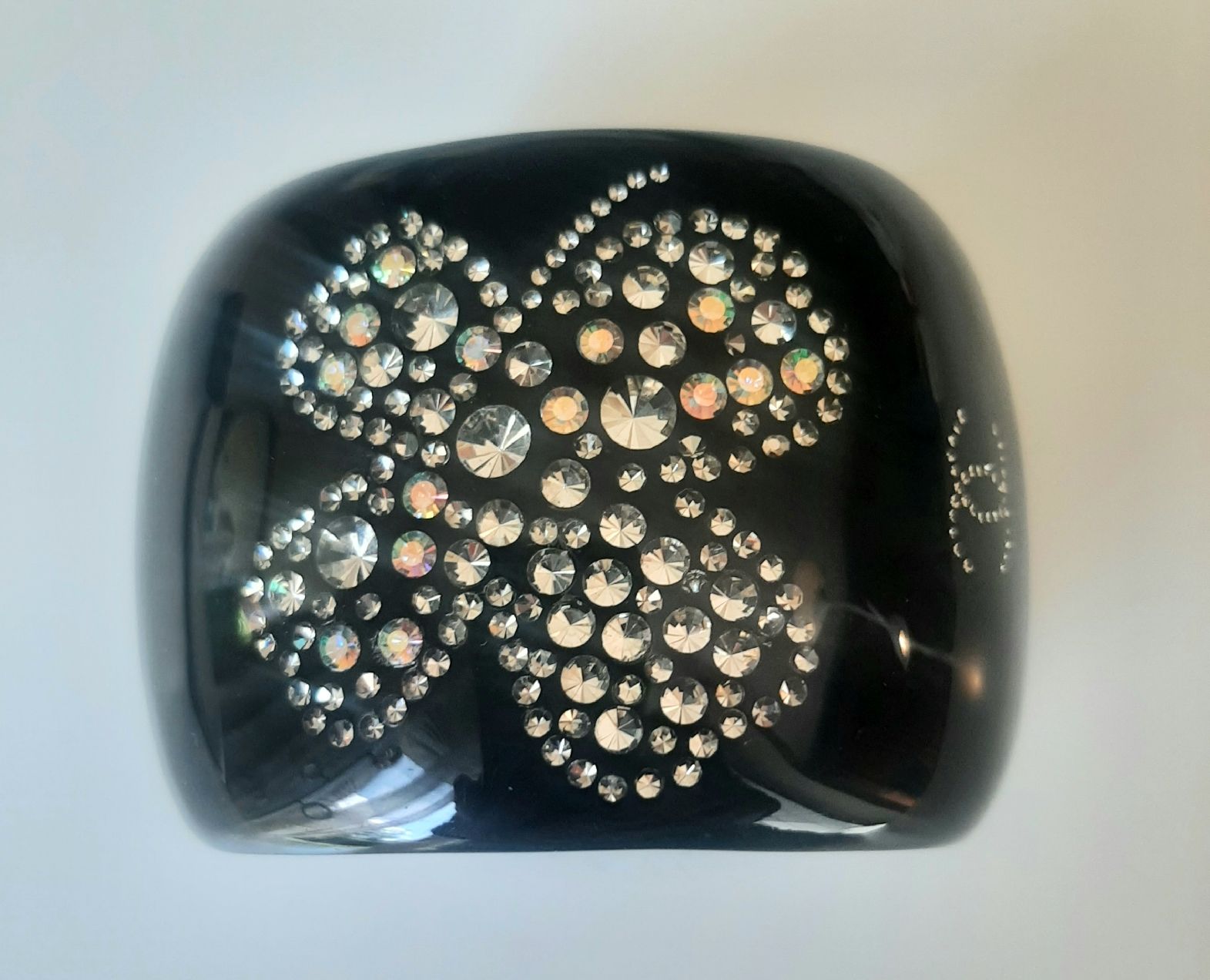 Chanel Armbänder & -reifen: Rare bracelet manchette Chanel – Gebraucht aus Chêne-Bourg von chsandra34