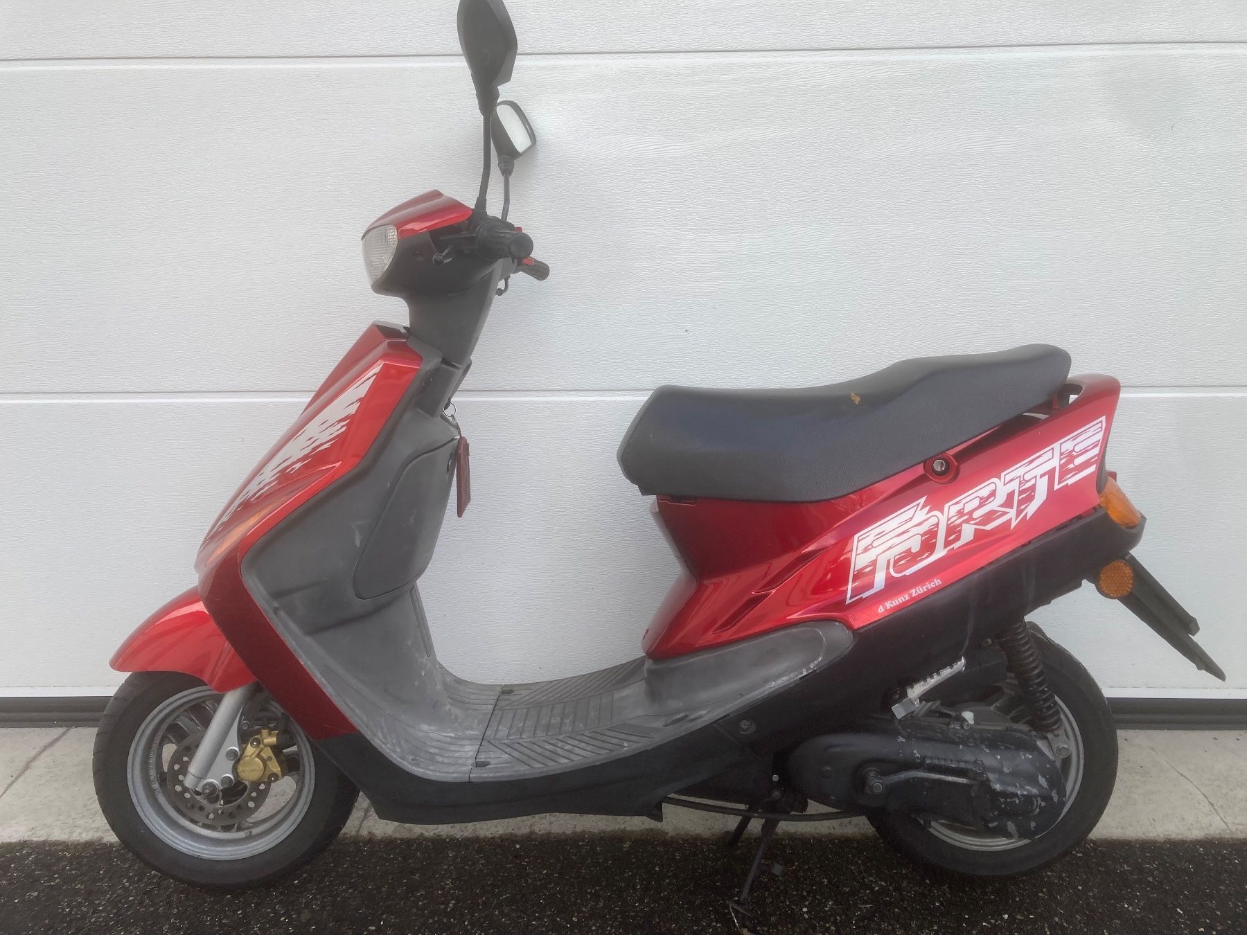 MBK Scooter: MBK YA 50  ab mfk ab 15 Jahren – Usato da St.Gallen venduto da niki112